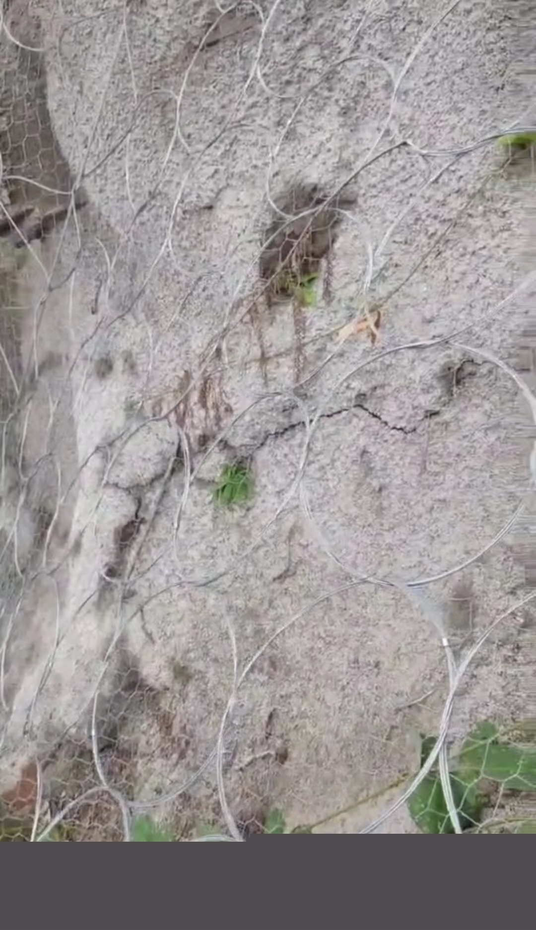 坍塌前8小時(shí)，183名工人全部撤離