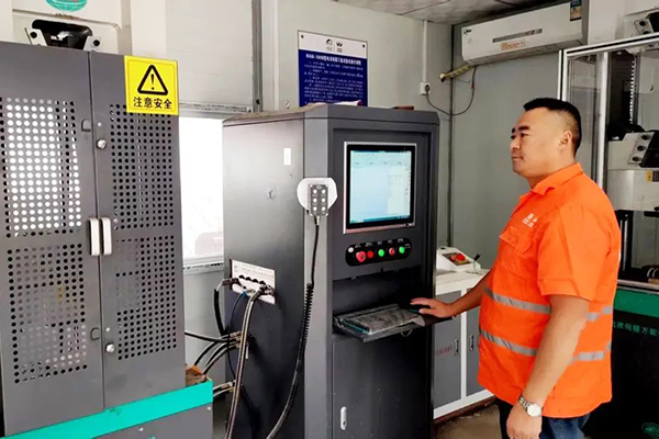 祝二文：混凝土技術(shù)革新者，用智慧澆筑品質(zhì)工程